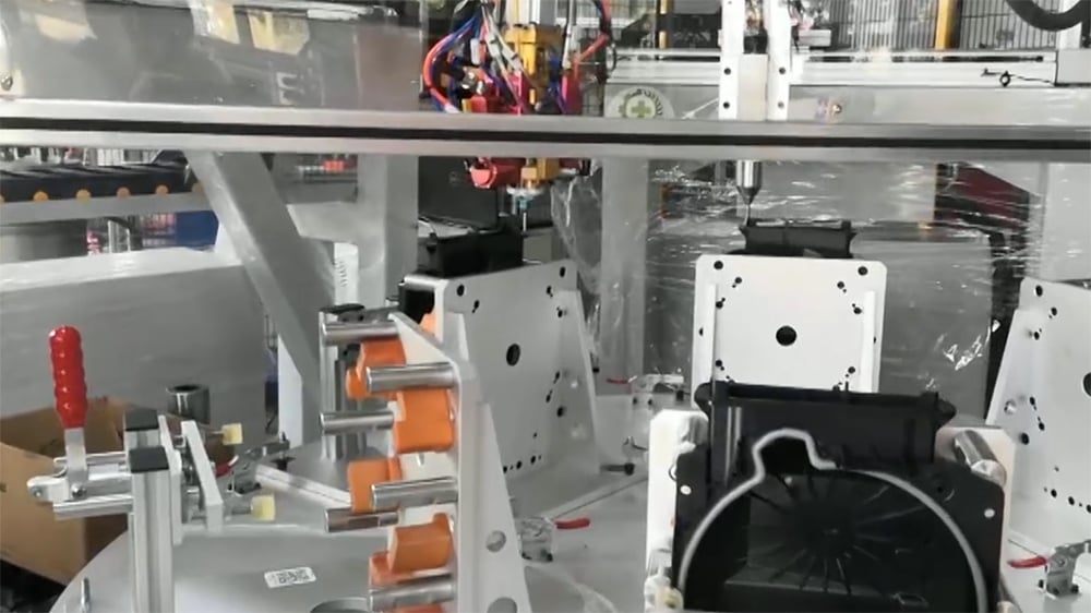 Auto parts sealing and gasketing solution for BMW