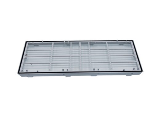 Gasket sealing of filter cover