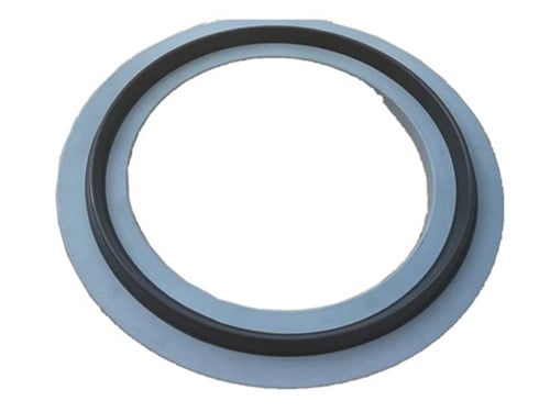 Gasket sealing of air filter end cap