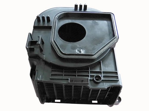 Gasket sealing of vacuum cleaner parts