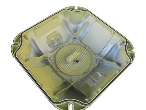 Gasket sealing of explosion-proof light cover